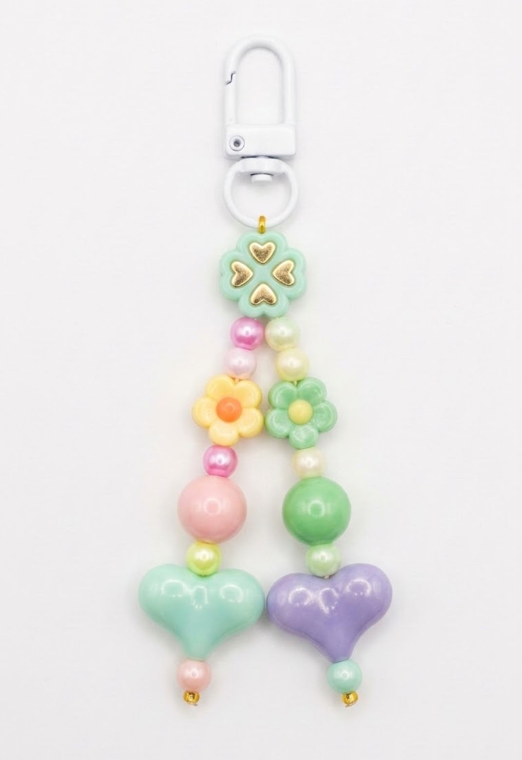 Pastel Beaded Flower & Heart Keychain – Cute Mint & Purple Kawaii Bag Charm with White Clip