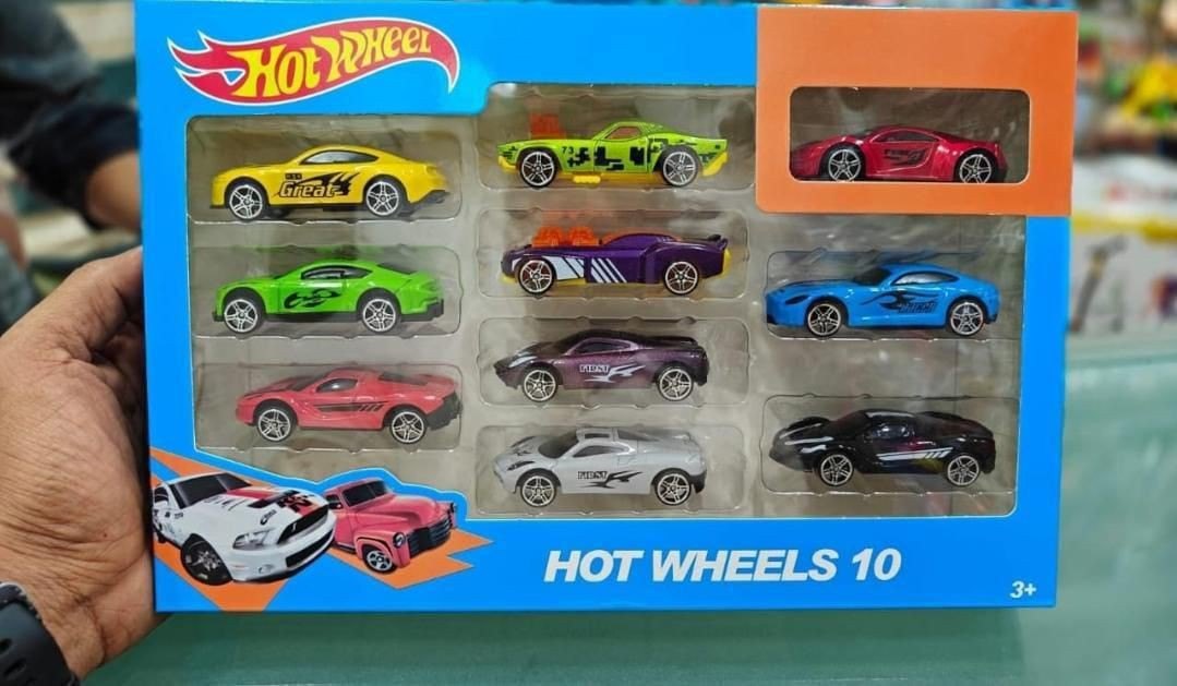 Hot Wheels 10-Pack Die-Cast Toy Cars Collection – 1:64 Scale Racing Car Gift Set for Kids